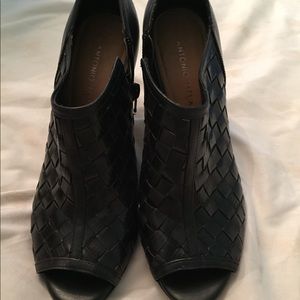 Antonio Melani little heels